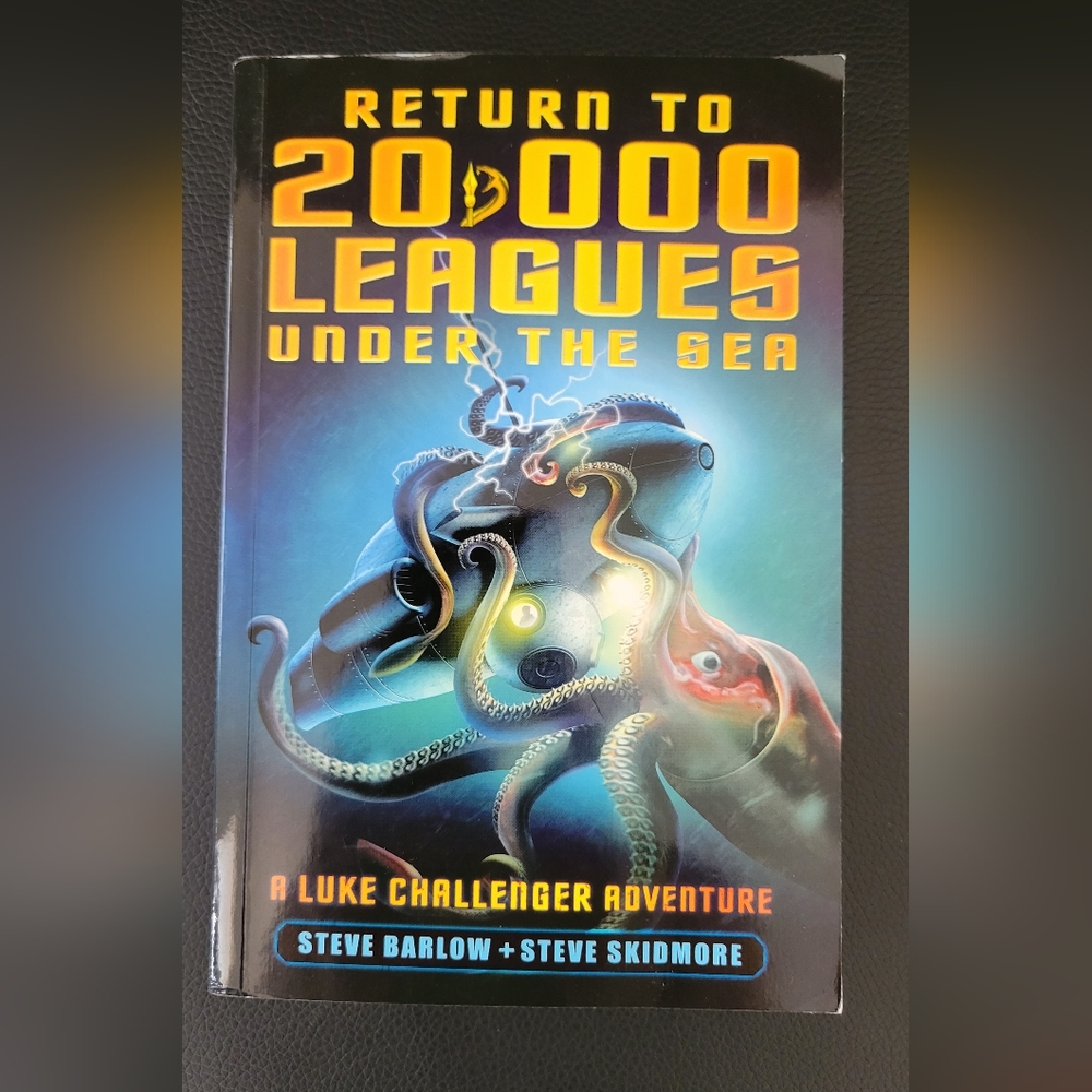EUC Return to 20,000 Leagues Under the Sea Book
